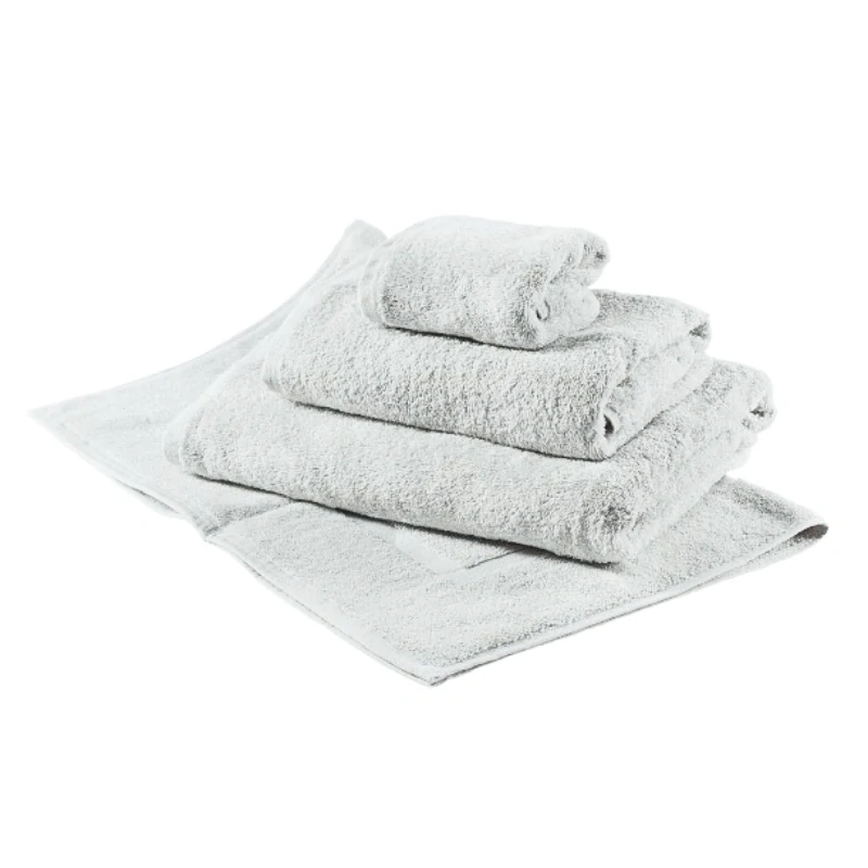 Osuška C450 smetanová 70x140 cm